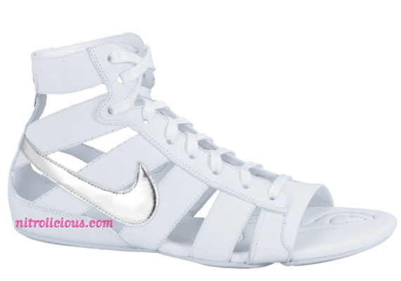 Nike Sandals White Nike gladiator md sandals