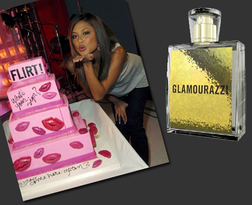 Vanessa Minnillo To Unveil FLIRT! GLAMOURAZZI & Autograph Session