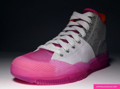 nike-outbreak-clear-pink-4.jpg