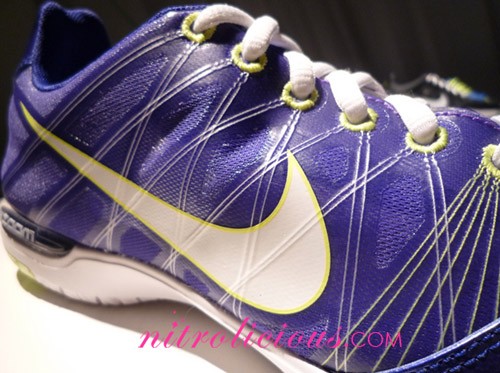 nike-sister-one-03.jpg