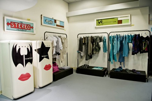 55dsl-pop-up-shop-01.jpg