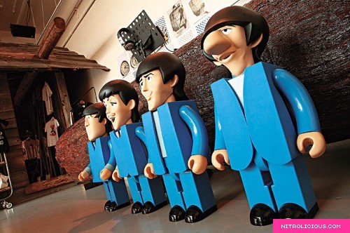 MEDICOM TOY x SILLY THING – 1000% The Beatles Kubrick