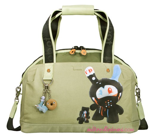 kidrobot-sp09-dome-handbag.jpg