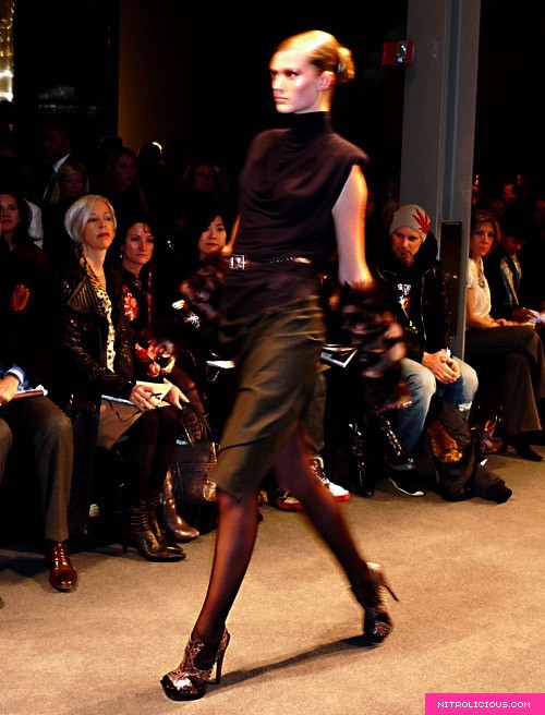 Donna Karan Fall 2009 Fashion Show