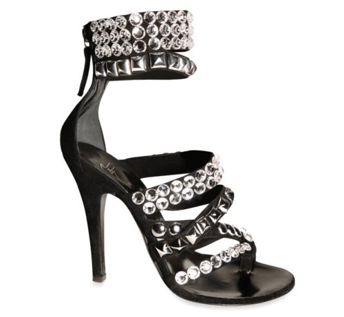 Rihanna Rockin' Balmain Studded Crystal Sandals! - nitrolicious.com