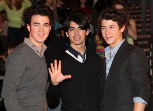 Jonas Brothers Launch Tween Fashion Line