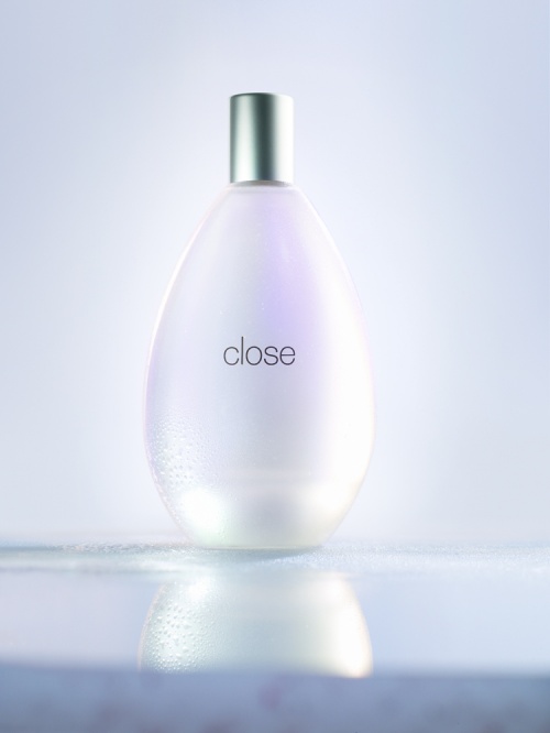 Gap’s First Signature Fragrance – close