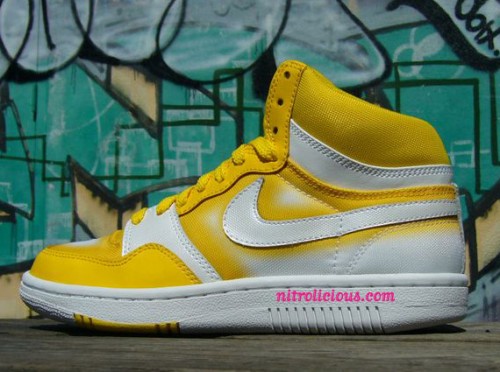 nike-spraypaint-court-force-yellow-11