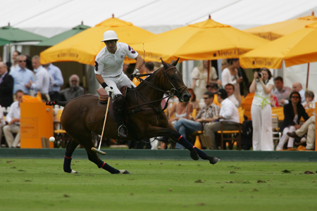 veuve-clicquot-polo-03