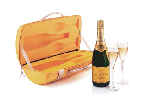 veuve-clicquot-traveler-set