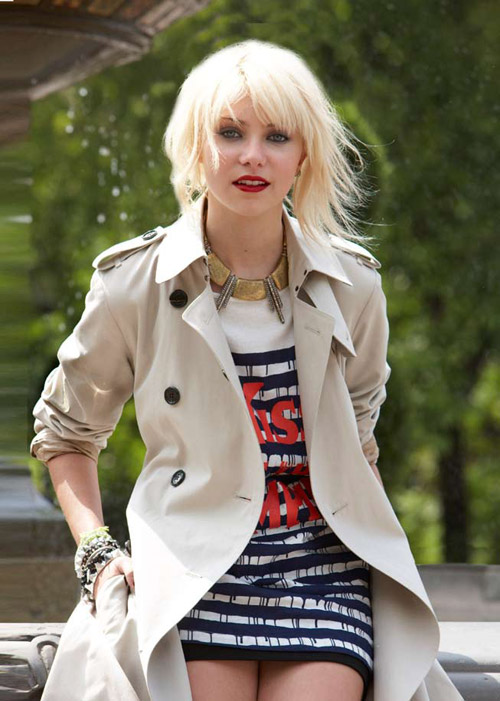 teen-vogue-taylor-momsen-sept09-02