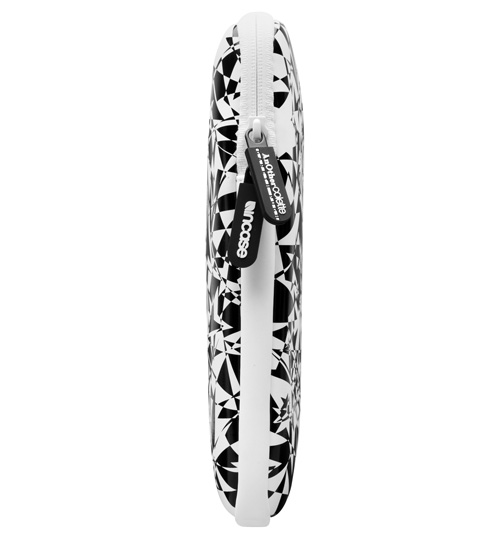gareth-pugh-x-incase-05