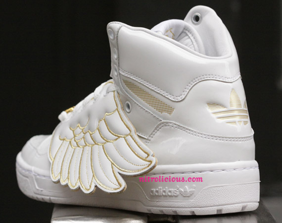 adidas-jeremy-scott-wings-white-gold-05