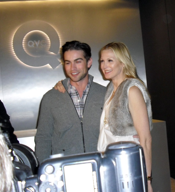 chace-crawford-and-kelly-rutherford-qvc-event