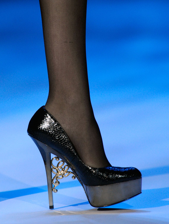 christian-siriano-x-payless-fw10-01