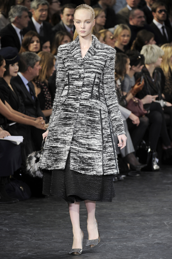 Louis Vuitton Fall 2010 Collection + Celebrities