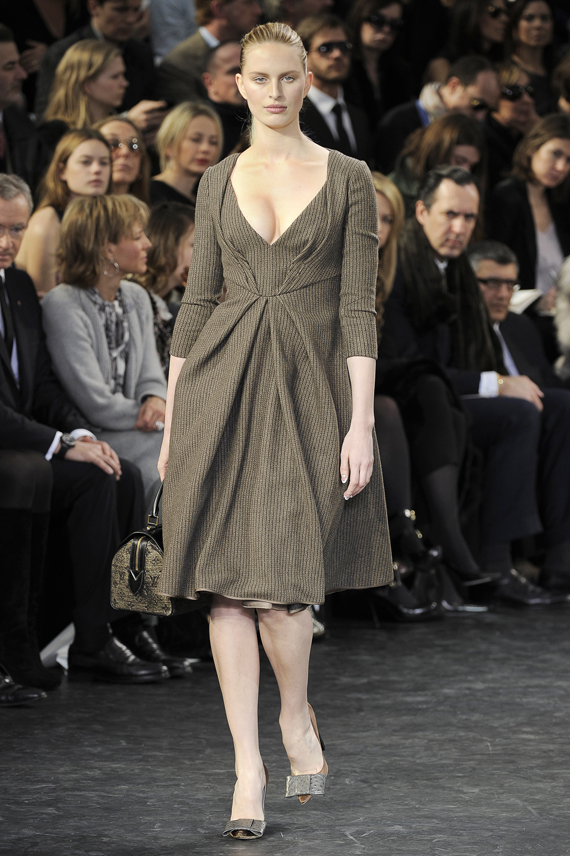 Louis Vuitton Fall 2010 Collection + Celebrities
