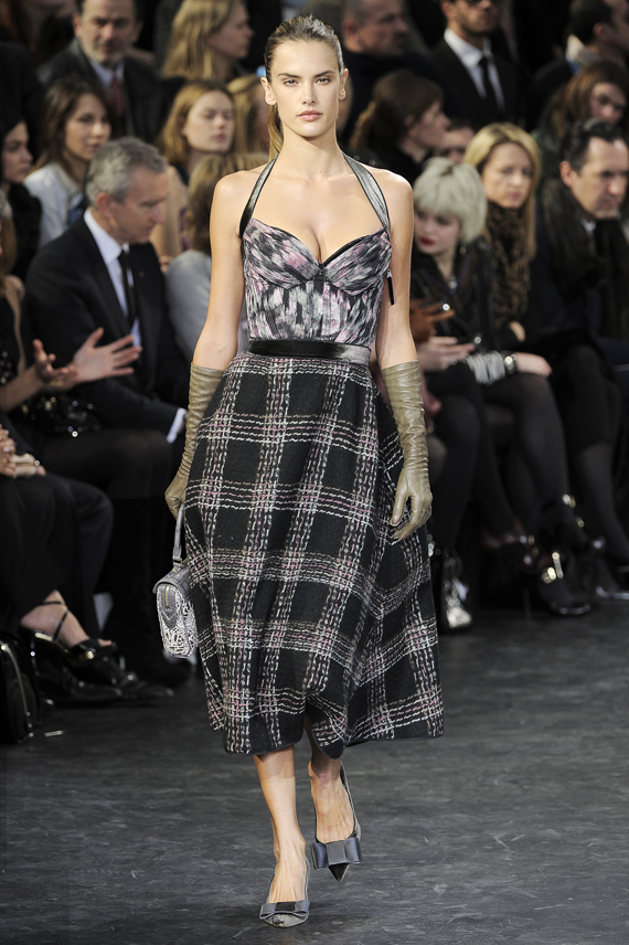 Louis Vuitton Fall 2010 Collection + Celebrities