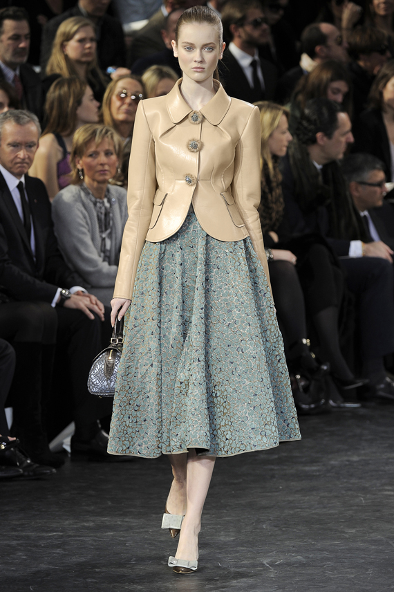Louis Vuitton Fall 2010 Collection + Celebrities