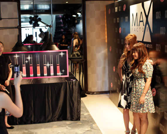 MAX FACTOR Vibrant Curve Effect Lip Gloss Event in Hong Kong