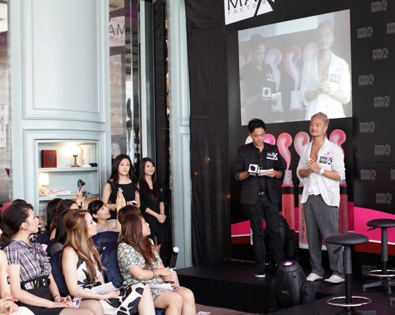 MAX FACTOR Vibrant Curve Effect Lip Gloss Event in Hong Kong