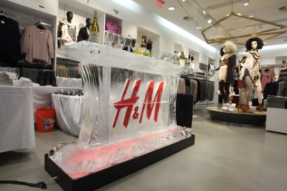 H&M at The Forum Shops at Caesars Palace in Las Vegas