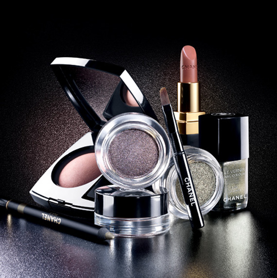 Chanel Fall 2011 Makeup Collection