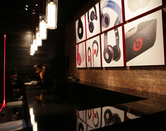 Beats By Dr. Dre SoHo NYC Holiday 2011 Pop Up Store