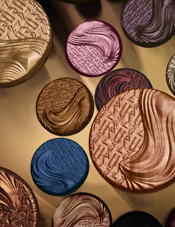 MAC In Extra Dimension and Prime Future Collections