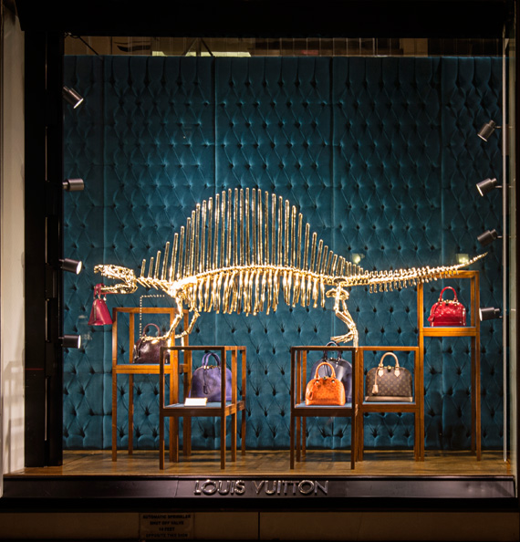 Louis Vuitton ‘Dinosaurs’ 5th Avenue Maison’s Windows