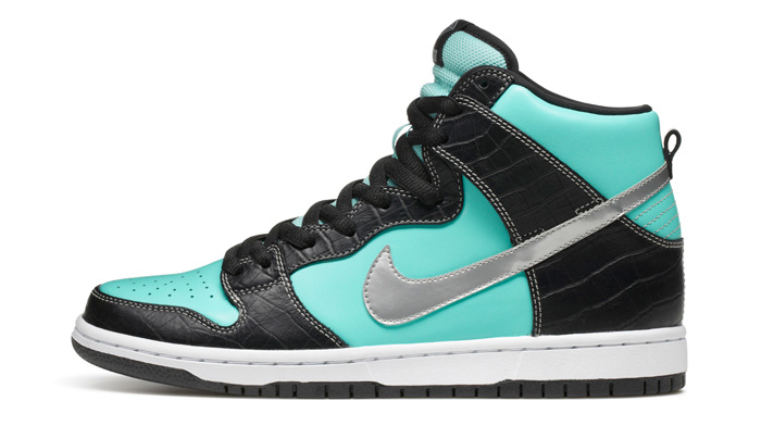 nike sb dunk x diamond supply
