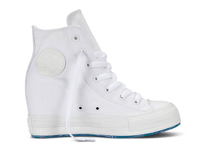 converse wedge tennis shoes