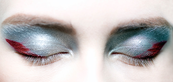 Chanel Fall/Winter 2014 Ready-to-Wear Show Backstage Makeup