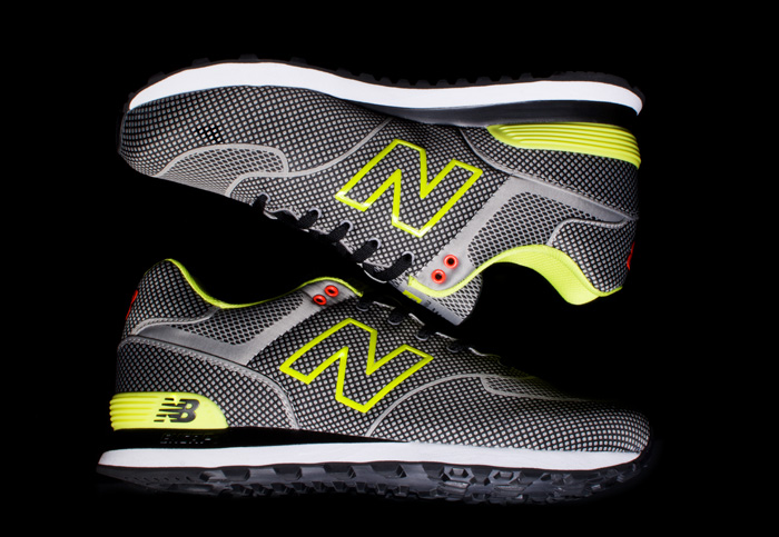 new balance 574 woven logo