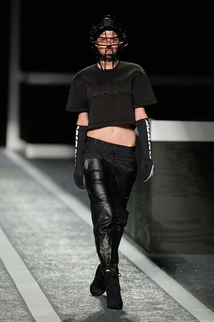 Высокий чу. Alexander Wang одежда. Alexander Wang 2011.