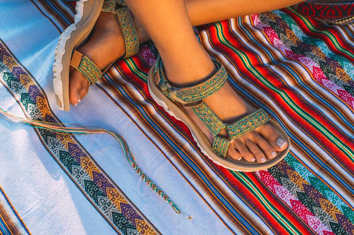 teva jhene aiko sandals