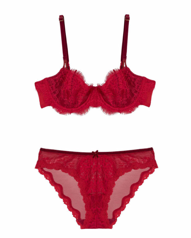 Red Lingerie  Victoria's Secret IE