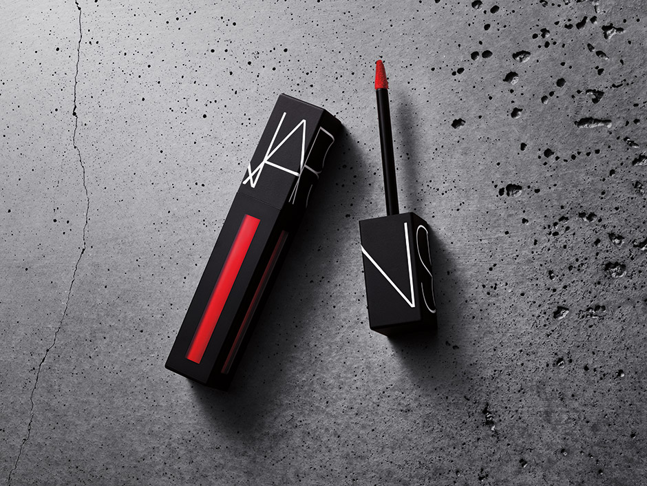 Bella Hadid for NARS Powermatte Lip Pigment Campaign - nitrolicious.com