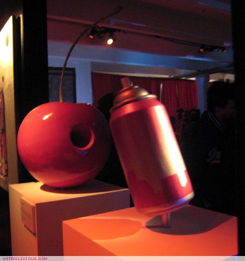 Roca Wear Redesigns Cherry Coke Can