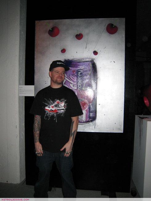 Roca Wear Redesigns Cherry Coke Can