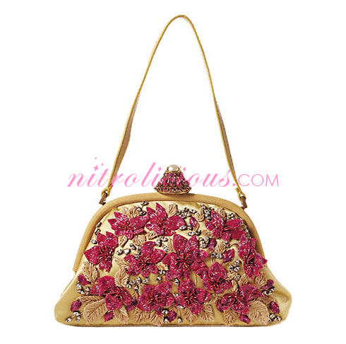 Small Bags & Clutches 