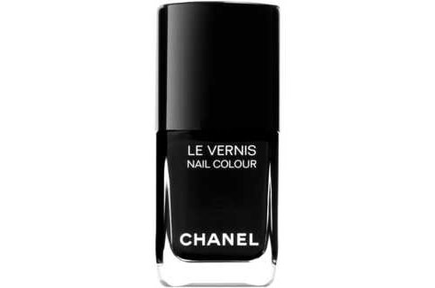 Chanel's Limited Edition Black Satin Nail Polish 