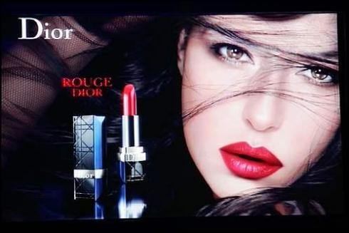 Monica Bellucci Launches the New Dior Lipstick: Rouge Dior