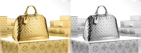 Louis Vuitton Gold Monogram Miroir Trousse Pouch Golden Plastic ref.134121  - Joli Closet